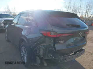 2024 Mazda CX-90 Preferred Plus z VIN JM3KKCHD1R1112722, wystawiony jako IAAI lot #41320976 z przebiegiem 30 428 mil mil oraz . Historia ofert i sprzedaży dostępna na DreamBid. Obrazek 3.
