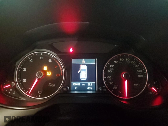2015 Audi Q5 Premium Plus with VIN WA1LFAFP1FA137967, listed as a Copart auction lot 60978655 with 100,652 mi miles and Salvage title. Bid and sale history available at DreamBid. Image 9.