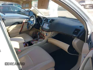 2012 Toyota Highlander Limited with VIN 5TDYK3EHXCS066361, listed as a IAAI auction lot 41479998 with 161,592 mi miles and . Bid and sale history available at DreamBid. Image 5.