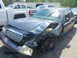 2000 Ford Crown Victoria LX с VIN 2FAFP74W4YX116561, выставлен на аукционе IAAI как лот 42101875 с пробегом Не указан миль и . История ставок и продаж доступна на DreamBid. Изображение 2.