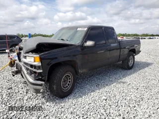 1998 Chevrolet Silverado 1500 with VIN 2GCEK19R3W1118340, listed as a Copart auction lot 51705005 with 211,759 mi miles and Non Repairable. Bid and sale history available at DreamBid. Image 1.