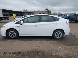 2015 Toyota Prius Four with VIN JTDKN3DU7F1918579, listed as a IAAI auction lot 41736025 with 129,880 mi miles. Bid and sale history available at carsss.com. Image 14.