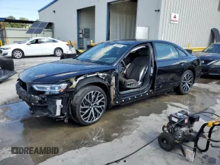 2024 Audi A8 with VIN WAULDAF81RN008674, listed as a Copart auction lot 68682444 with 539 mi miles and Salvage Title. Bid and sale history available at carsss.com. Image 1.