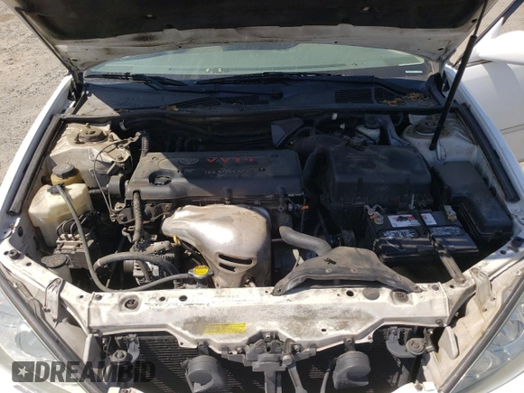 2005 Toyota Camry STD z VIN 4T1BE32K55U025255, wystawiony jako Copart lot #59423275 z przebiegiem 290 722 mil mil oraz Czysty tytuł • Clean title. Historia ofert i sprzedaży dostępna na DreamBid. Obrazek 11.