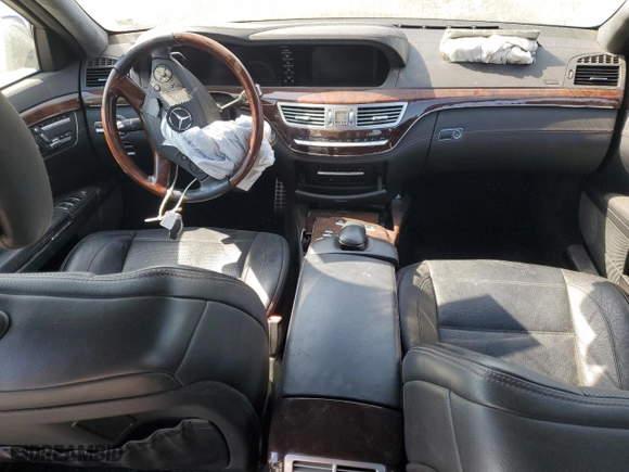 2013 Mercedes-Benz S-Class S 63 AMG with VIN WDDNG7EB9DA529909, listed as a Copart auction lot 47520865 with 0 mi miles and Salvage Title. Bid and sale history available at carsss.com. Image 8.