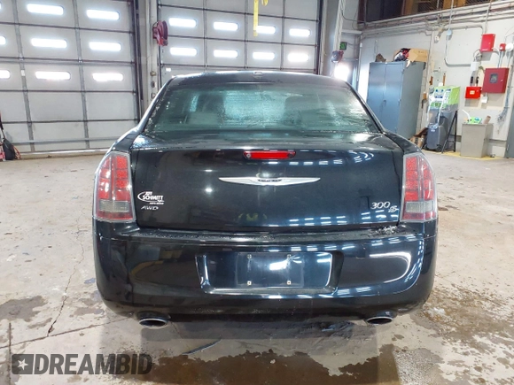 2014 Chrysler 300 with VIN 2C3CCAGG9EH273653, listed as a IAAI auction lot 41280645 with 82,125 mi miles. Bid and sale history available at carsss.com. Image 17.