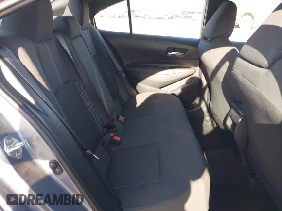 2022 Toyota Corolla SE with VIN 5YFS4MCE9NP120176, listed as a IAAI auction lot 41861680 with 15,975 mi miles. Bid and sale history available at carsss.com. Image 8.