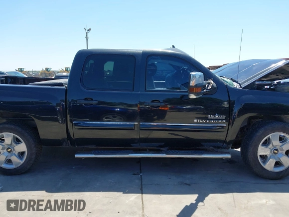 2010 Chevrolet Silverado 1500 LT with VIN 3GCRCSE04AG258330, listed as a IAAI auction lot 41962383 with 226,287 mi miles and . Bid and sale history available at DreamBid. Image 14.
