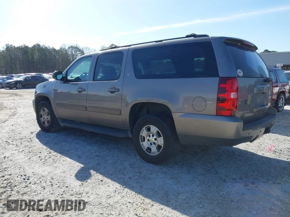 2011 Chevrolet Suburban LT with VIN 1GNSCJE00BR122636, listed as a IAAI auction lot 41594772 with 202,433 mi miles. Bid and sale history available at carsss.com. Image 3.