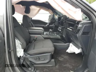 2022 Ford F-150 XL z VIN 1FTFW1E80NKE93655, wystawiony jako Copart lot #61093895 z przebiegiem 70 043 mil mil oraz Szkoda całkowita • Salvage title. Historia ofert i sprzedaży dostępna na DreamBid. Obrazek 7.