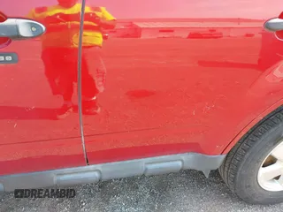 2010 Ford Escape XLT с VIN 1FMCU9DG8AKD40107, выставлен на аукционе IAAI как лот 42405128 с пробегом 168 383 миль миль и . История ставок и продаж доступна на DreamBid. Изображение 14.