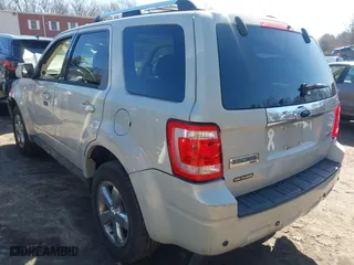2009 Ford Escape Limited with VIN 1FMCU94G49KA42830, listed as a IAAI auction lot 41815033 with 91,952 mi miles. Bid and sale history available at carsss.com. Image 3.