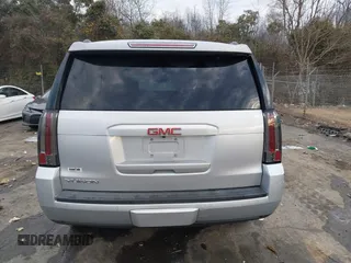 2016 GMC Yukon SLE with VIN 1GKS2AKC0GR332224, listed as a IAAI auction lot 41301706 with 108,340 mi miles. Bid and sale history available at carsss.com. Image 16.