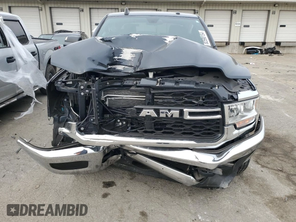 2021 Ram 2500 Tradesman with VIN 3C6UR5CJ2MG561219, listed as a Copart auction lot 82590154 with 25,389 mi miles and Salvage title. Bid and sale history available at DreamBid. Image 5.