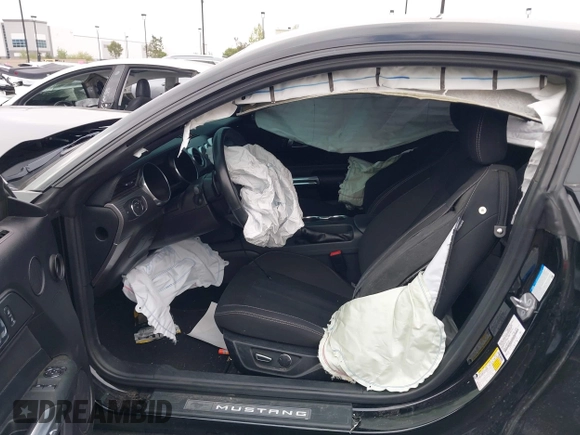 2018 Ford Mustang GT с VIN 1FA6P8CF9J5105053, выставлен на аукционе IAAI как лот 42164580 с пробегом Не указан миль и . История ставок и продаж доступна на DreamBid. Изображение 5.