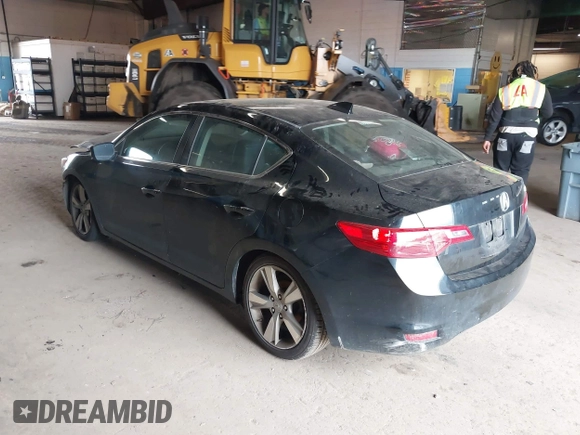 2014 Acura ILX Technology z VIN 19VDE1F71EE005731, wystawiony jako IAAI lot #42279107 z przebiegiem 84 083 mil mil oraz . Historia ofert i sprzedaży dostępna na DreamBid. Obrazek 3.