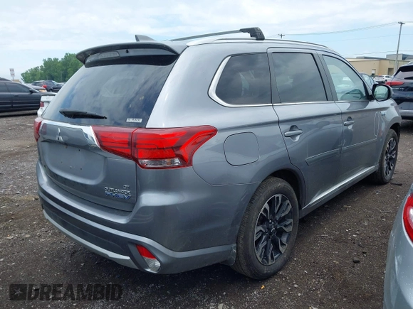 2018 Mitsubishi Outlander SEL z VIN JA4J24A58JZ058655, wystawiony jako IAAI lot #42569775 z przebiegiem 111 370 mil mil oraz . Historia ofert i sprzedaży dostępna na DreamBid. Obrazek 4.