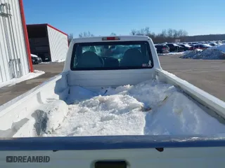 2000 Ford Ranger XL with VIN 1FTYR10V7YTA35140, listed as a IAAI auction lot 41269630 with 127,886 mi miles. Bid and sale history available at carsss.com. Image 8.