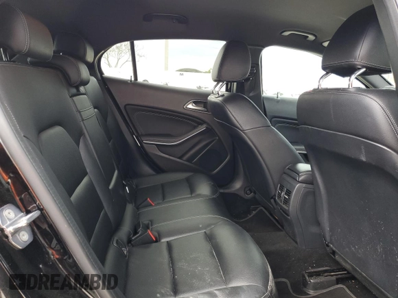 2019 Mercedes-Benz GLA 250 z VIN WDCTG4EB5KJ548982, wystawiony jako Copart lot #55470805 z przebiegiem 67 665 mil mil oraz Szkoda całkowita • Salvage title. Historia ofert i sprzedaży dostępna na DreamBid. Obrazek 10.