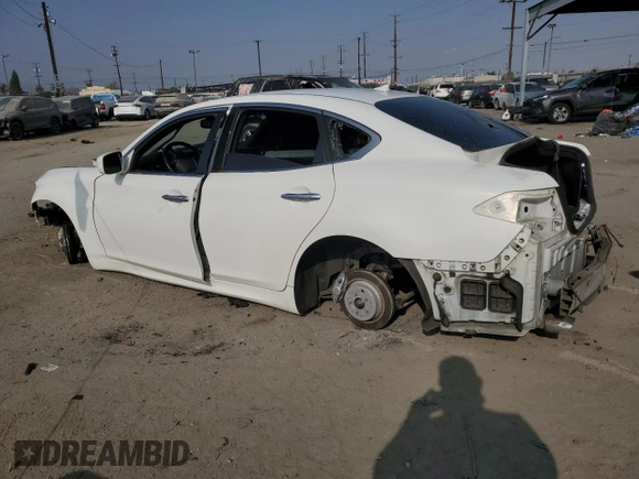 2013 Infiniti M with VIN JN1BY1AP2DM510841, listed as a Copart auction lot 83598224 with Not Provided miles and Salvage Title. Bid and sale history available at carsss.com. Image 2.
