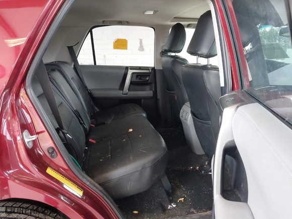 2012 Toyota 4Runner SR5 with VIN JTEBU5JR5C5099313, listed as a IAAI auction lot 41923882 with 180,552 mi miles. Bid and sale history available at carsss.com. Image 8.