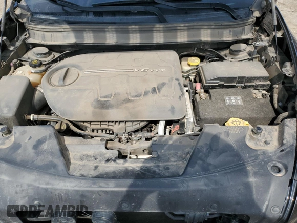 2016 Jeep Cherokee Latitude with VIN 1C4PJMCS6GW256117, listed as a Copart auction lot 59400015 with 152,279 mi miles and Salvage title. Bid and sale history available at DreamBid. Image 12.
