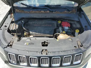 2019 Jeep Compass Sport z VIN 3C4NJCAB3KT726316, wystawiony jako Copart lot #63980245 z przebiegiem 142 357 mil mil oraz Czysty tytuł • Clean title. Historia ofert i sprzedaży dostępna na DreamBid. Obrazek 12.