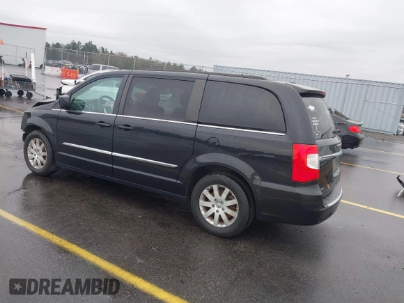2014 Chrysler Town & Country Touring with VIN 2C4RC1BG6ER438646, listed as a IAAI auction lot 41535122 with 139,866 mi miles. Bid and sale history available at carsss.com. Image 3.
