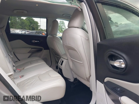 2020 Jeep Cherokee Limited with VIN 1C4PJMDX3LD531197, listed as a IAAI auction lot 42128640 with 98,104 mi miles and . Bid and sale history available at DreamBid. Image 8.