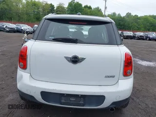 2013 MINI Countryman with VIN WMWZB3C53DWM08244, listed as a IAAI auction lot 42281364 with 139,894 mi miles and . Bid and sale history available at DreamBid. Image 16.