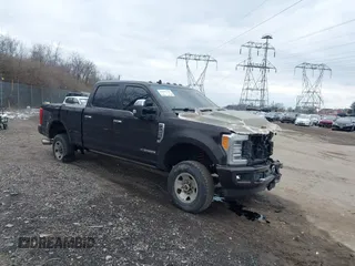 2019 Ford F-250 XL with VIN 1FT7W2BT4KEE07499, listed as a IAAI auction lot 41286728 with 101,773 mi miles and . Bid and sale history available at DreamBid. Image 1.