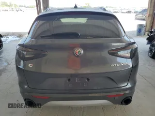 2024 Alfa Romeo Stelvio Ti z VIN ZASPAKBN5R7D80366, wystawiony jako Copart lot #54667015 z przebiegiem 9 254 mil mil oraz Nie do naprawy • Non repairable. Historia ofert i sprzedaży dostępna na DreamBid. Obrazek 6.