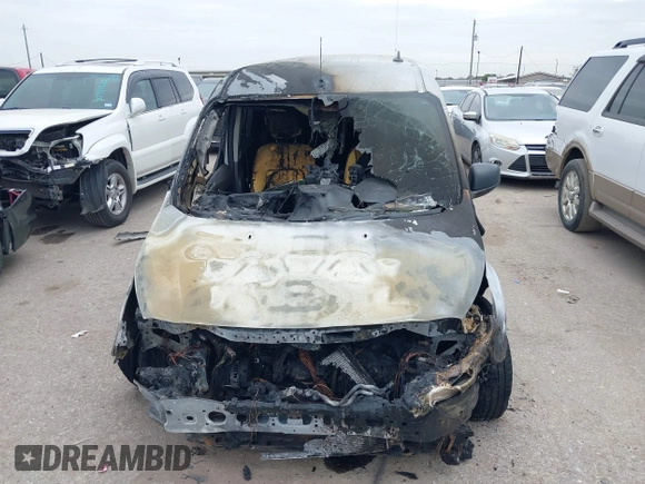 2022 Ford Transit Connect XLT с VIN NM0GE9F21N1512832, выставлен на аукционе IAAI как лот 41005159 с пробегом Не указан миль и . История ставок и продаж доступна на DreamBid. Изображение 6.