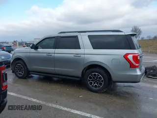 2020 Ford Expedition Max XLT z VIN 1FMJK1JT7LEA46344, wystawiony jako IAAI lot #41510918 z przebiegiem 81 991 mil mil oraz . Historia ofert i sprzedaży dostępna na DreamBid. Obrazek 15.