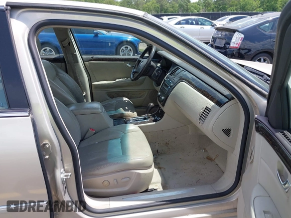 2008 Cadillac DTS 1SC with VIN 1G6KD57Y38U100381, listed as a IAAI auction lot 42173059 with 146,669 mi miles and . Bid and sale history available at carsss.com. Image 5.
