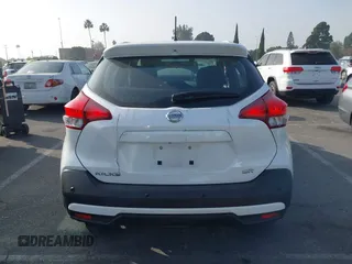 2020 Nissan Kicks SR with VIN 3N1CP5DV2LL509495, listed as a IAAI auction lot 41208887 with 35,722 mi miles. Bid and sale history available at carsss.com. Image 17.