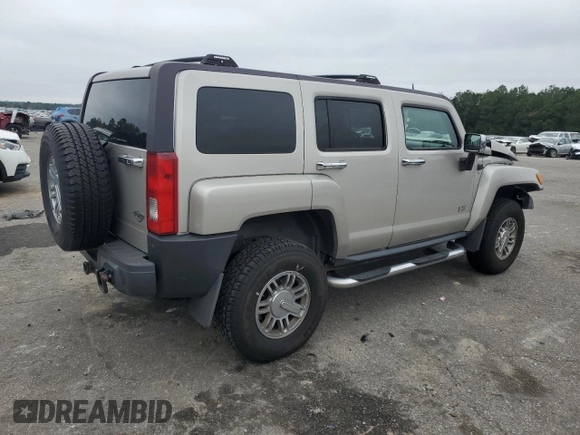 2008 Hummer H3 SUV Alpha with VIN 5GTEN13L988127578, listed as a Copart auction lot 85290144 with 211,926 mi miles and Salvage Title. Bid and sale history available at carsss.com. Image 3.