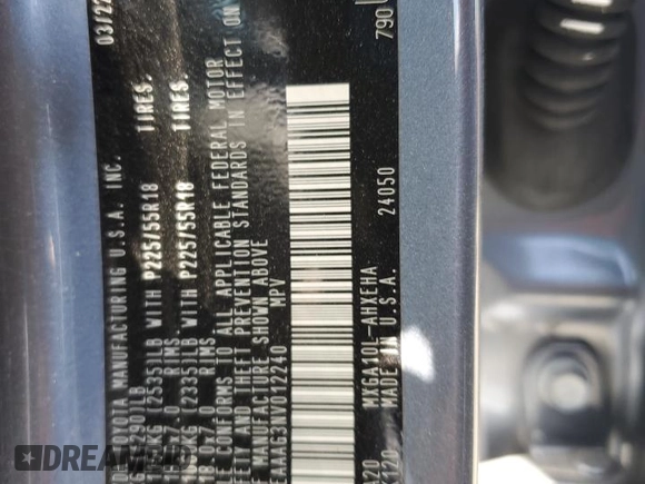 2022 Toyota Corolla Cross XLE with VIN 7MUEAAAG3NV012240, listed as a Copart auction lot 54125225 with 16,204 mi miles and Salvage title. Bid and sale history available at DreamBid. Image 13.