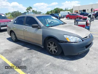 2005 Honda Accord LX z VIN 3HGCM56465G705964, wystawiony jako IAAI lot #42316654 z przebiegiem 135 791 mil mil oraz . Historia ofert i sprzedaży dostępna na DreamBid. Obrazek 1.