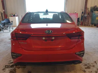 2021 Kia Forte LXS z VIN 3KPF24AD6ME326248, wystawiony jako IAAI lot #41760681 z przebiegiem 83 716 mil mil oraz . Historia ofert i sprzedaży dostępna na DreamBid. Obrazek 16.