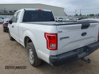 2015 Ford F-150 XL with VIN 1FTEX1CF9FKE89616, listed as a IAAI auction lot 41535973 with 212,364 mi miles. Bid and sale history available at carsss.com. Image 3.