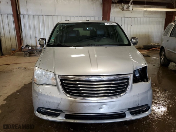 2011 Chrysler Town & Country Touring-L with VIN 2A4RR8DG9BR780165, listed as a Copart auction lot 49828235 with 212,783 mi miles and Clean Title. Bid and sale history available at carsss.com. Image 5.