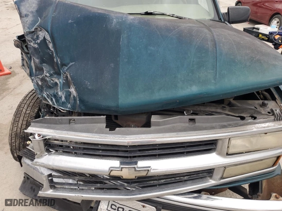 1997 Chevrolet C/K 1500 with VIN 1GCEC19W1VE157394, listed as a Copart auction lot 44196375 with 232,327 mi miles and Salvage Title. Bid and sale history available at carsss.com. Image 12.