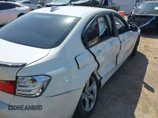 2014 BMW 3 Series 328i xDrive с VIN WBA3B5G55ENS07237, выставлен на аукционе IAAI как лот 41885237 с пробегом 100 288 миль миль и . История ставок и продаж доступна на DreamBid. Изображение 6.