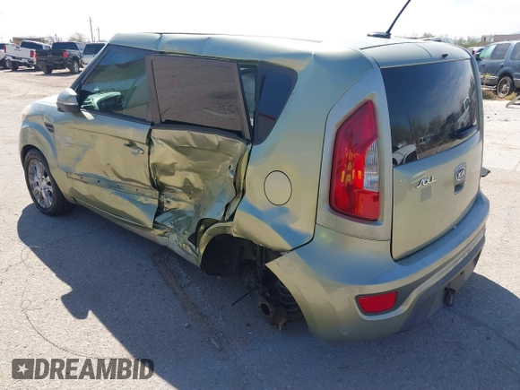 2012 Kia Soul + with VIN KNDJT2A64C7419796, listed as a IAAI auction lot 41883584 with 114,551 mi miles. Bid and sale history available at carsss.com. Image 3.