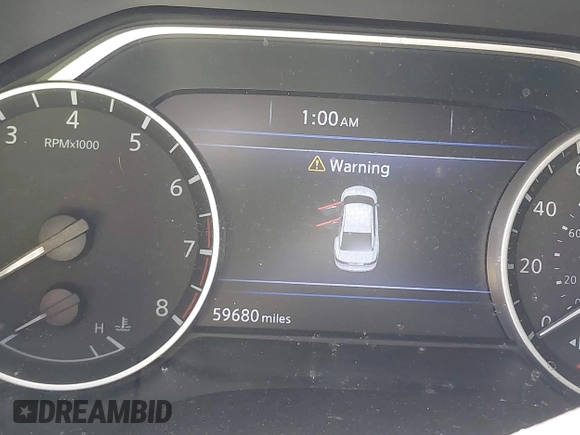 2016 Nissan Maxima SR with VIN 1N4AA6AP9GC405420, listed as a IAAI auction lot 41933739 with 59,680 mi miles and . Bid and sale history available at DreamBid. Image 7.
