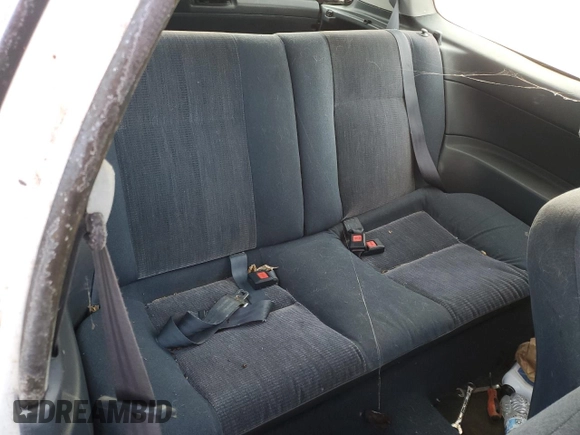 1994 Honda Civic z VIN 2HGEH2462RH505198, wystawiony jako Copart lot #42064495 z przebiegiem 327 318 mil mil oraz Czysty tytuł • Clean title. Historia ofert i sprzedaży dostępna na DreamBid. Obrazek 10.