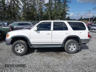 1997 Toyota 4Runner SR5 с VIN JT3HN86R3V0129421, выставлен на аукционе IAAI как лот 41999736 с пробегом 154 067 миль миль и . История ставок и продаж доступна на DreamBid. Изображение 14.