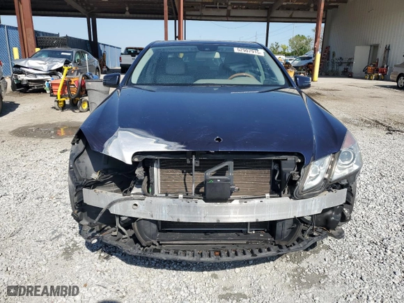 2013 Mercedes-Benz E-Class E 350 Luxury with VIN WDDHF8JBXDA670922, listed as a Copart auction lot 52907915 with 172,858 mi miles and Salvage Title. Bid and sale history available at carsss.com. Image 5.