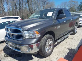2018 Ram 1500 Big Horn z VIN 3C6RR7LT6JG135788, wystawiony jako IAAI lot #41823577 z przebiegiem 85 205 mil mil oraz . Historia ofert i sprzedaży dostępna na DreamBid. Obrazek 2.